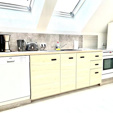 #World Monteur Apartment Шкойдиц Екстериор снимка