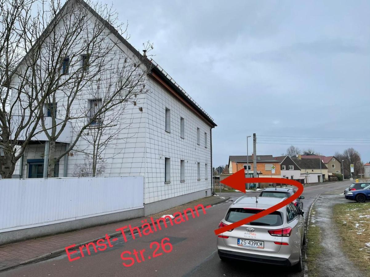 #World Monteur Apartment Шкойдиц Екстериор снимка